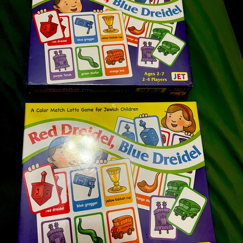 Red dreidel, Blue Dreidel game (2)